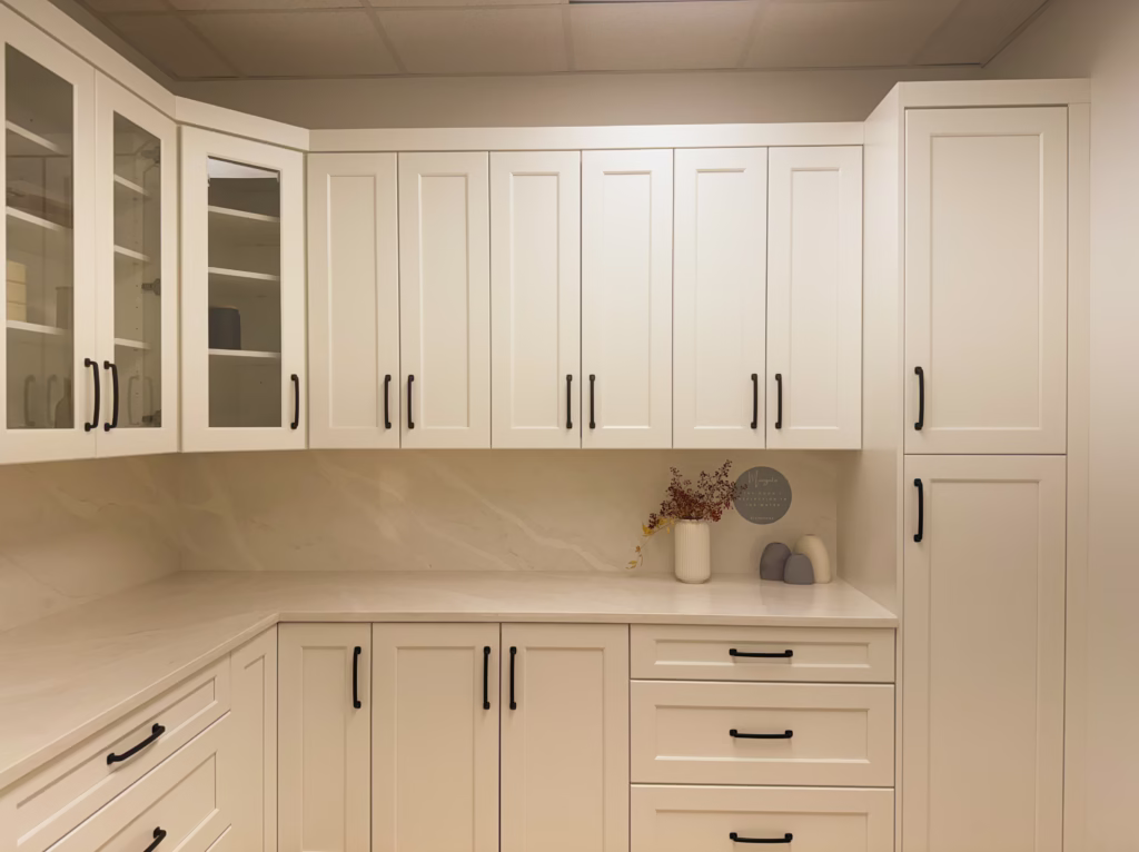 Shaker White Kitchen Cabinet