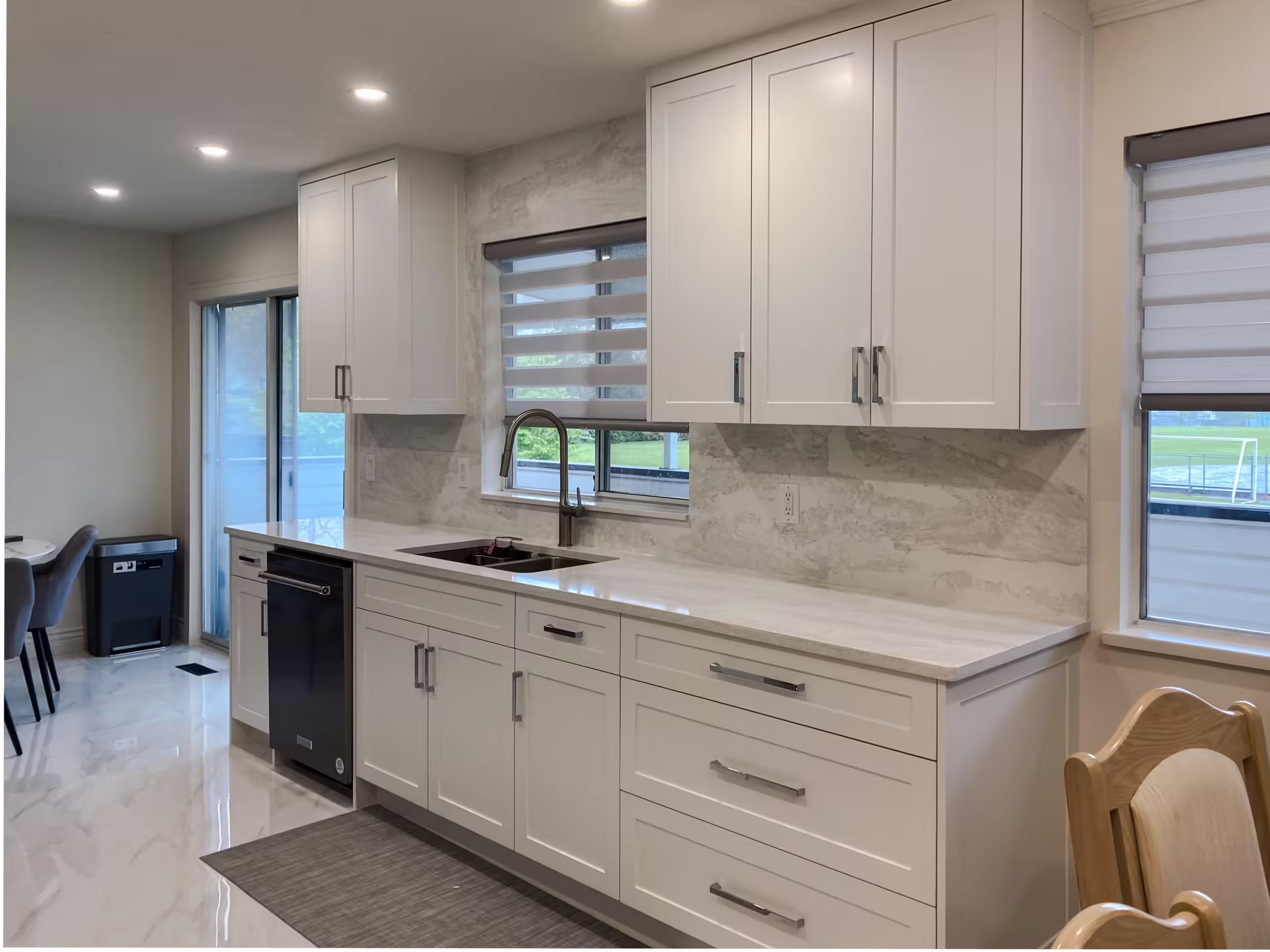 White Kitchen & abundant natural lighting in Guildford, Surrey, BC.