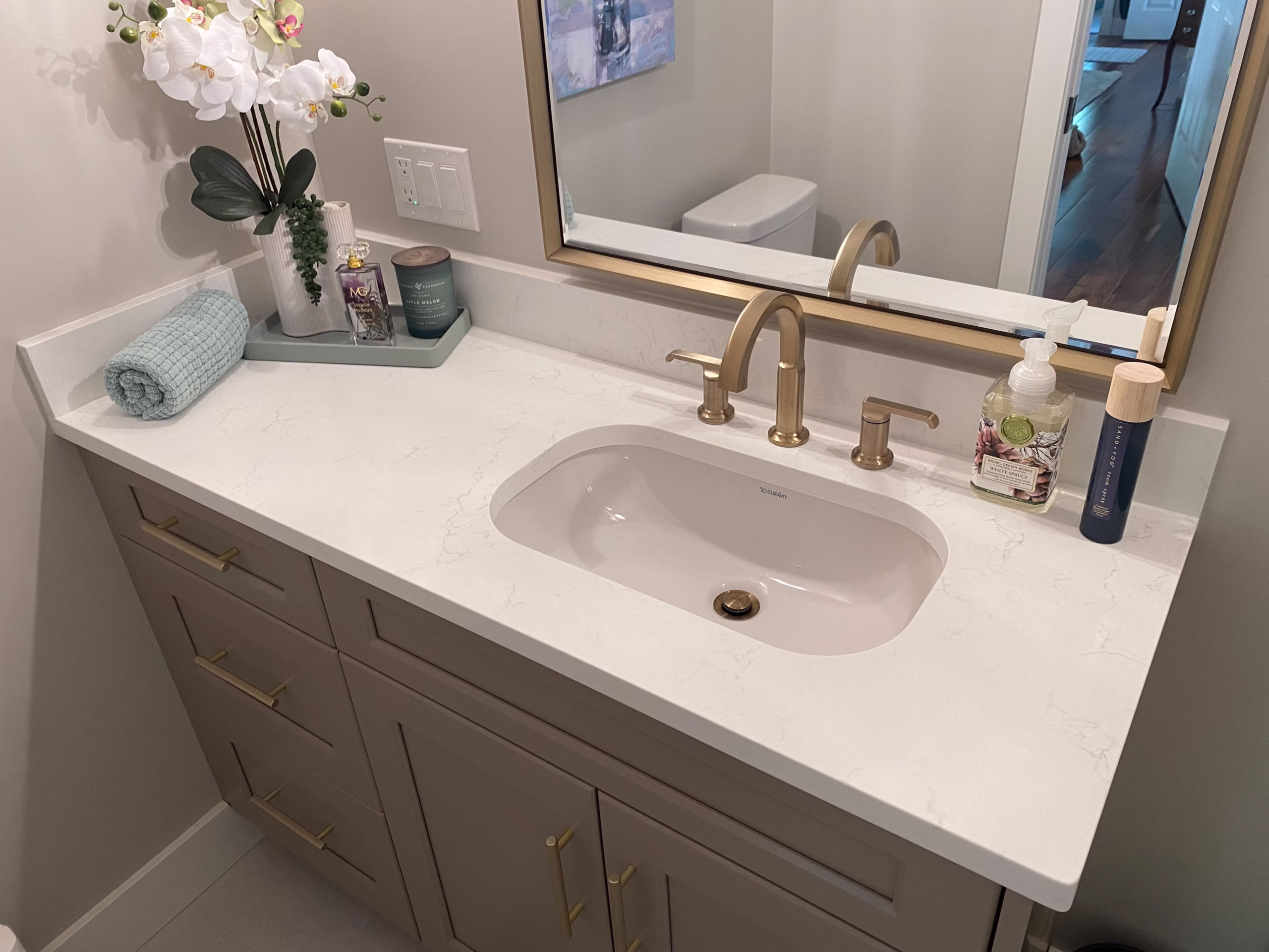 Polaris quartz countertop detail â€” durable quartz surfaces in Sunnyside, Surrey, BC.